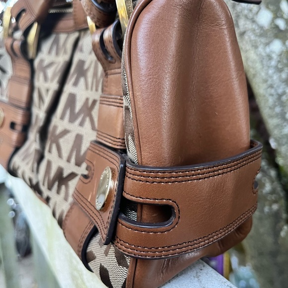 MICHAEL KORS SIGNATURE HARNESS GRAB LEATHER & TAN CANVAS BROWN SATCHEL ~ RARE - Picture 4 of 5